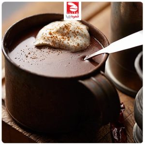 چگونه یک هات چاکلت را بخوریم