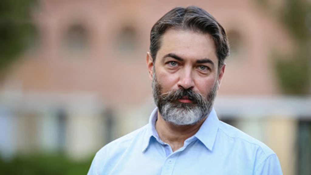 عکسی از پارسا پیروزفر